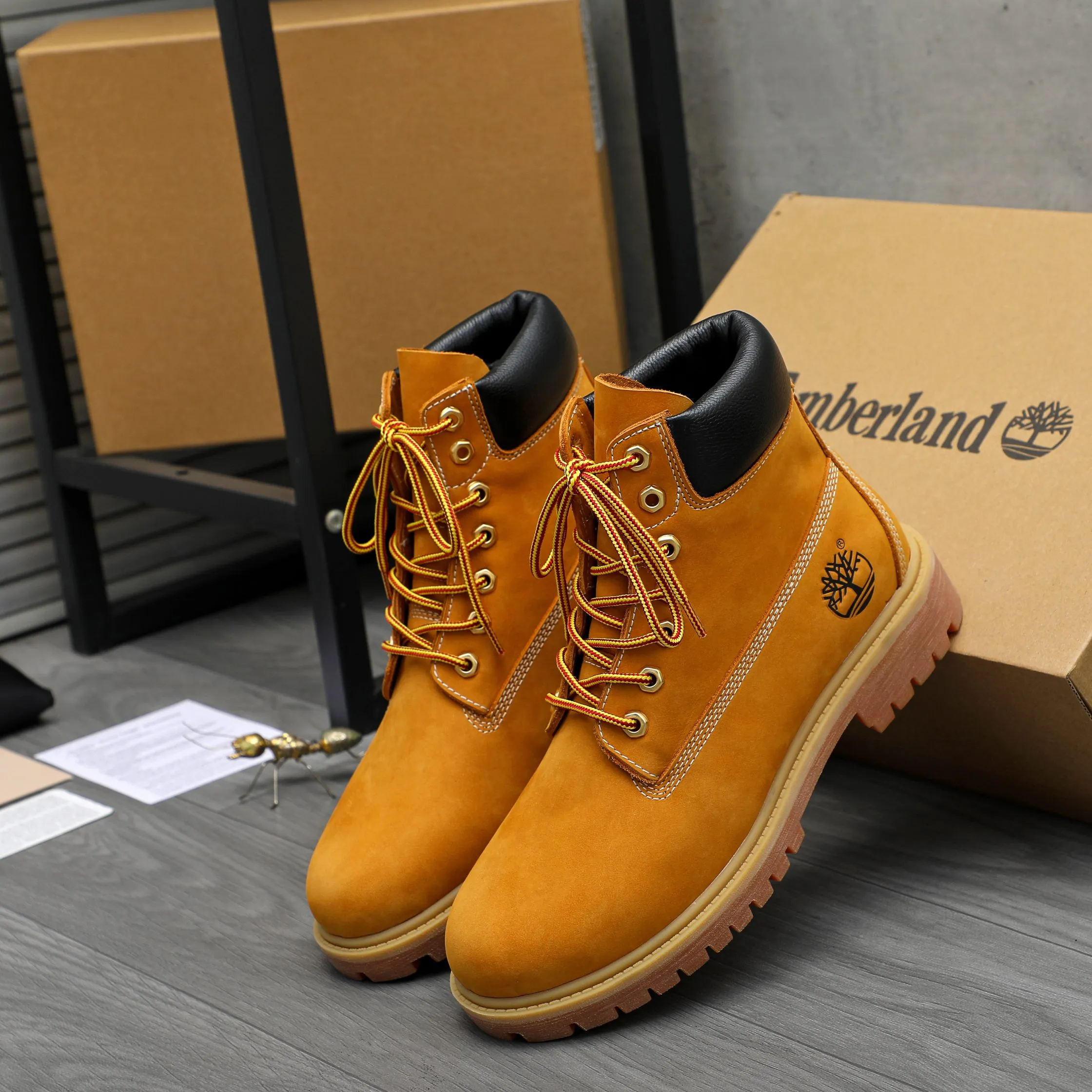 Men's shoes 💰p480 Product trademark: LV "Louis Vuitton" business lace-up high-top men's shoes Regular size: 38-44 Product material: Selected frosted cowhide upper, leather lining, original rubber outsole